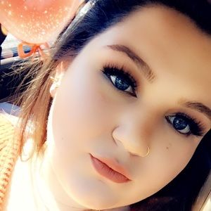 Meet your Posher, Sydney